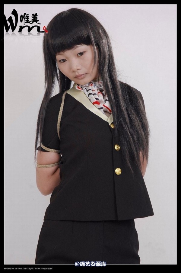 唯美之家 - 2009-6-15小双空姐服 第 35 张图片