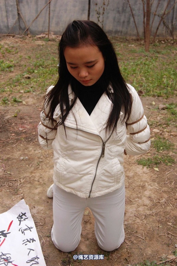 mj影视 - 安娜刑场2013-04-13 第 29 张图片