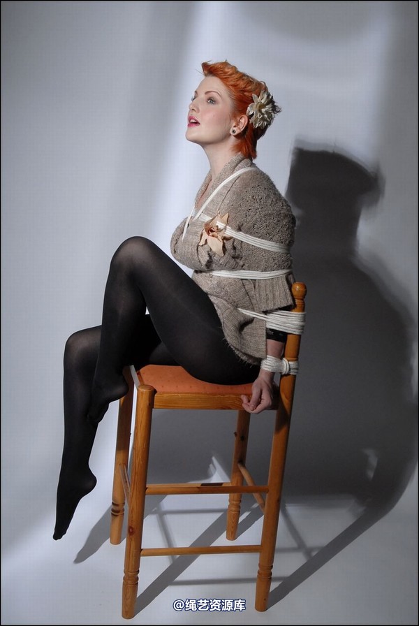 simplytied - RR in tight chair tie 第 9 张图片