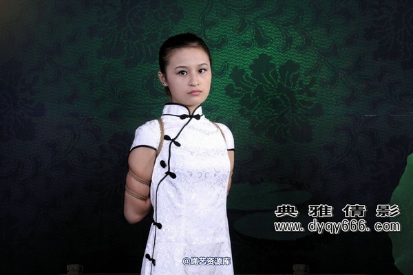 典雅倩影 - 012-典雅倩影美女丽莎旗袍 第 21 张图片