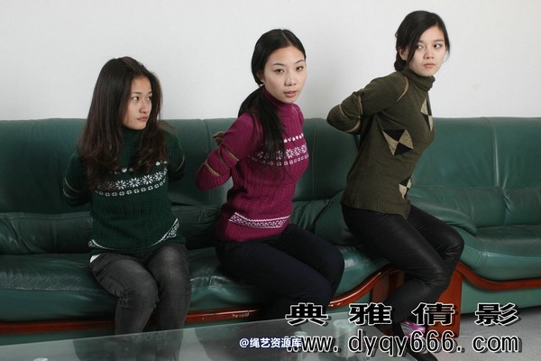 典雅倩影 - 229-三美女捆绑秀 第 27 张图片