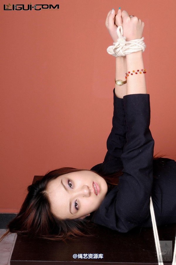 丽柜美束 - 2008-10-19 小惠 第 4 张图片