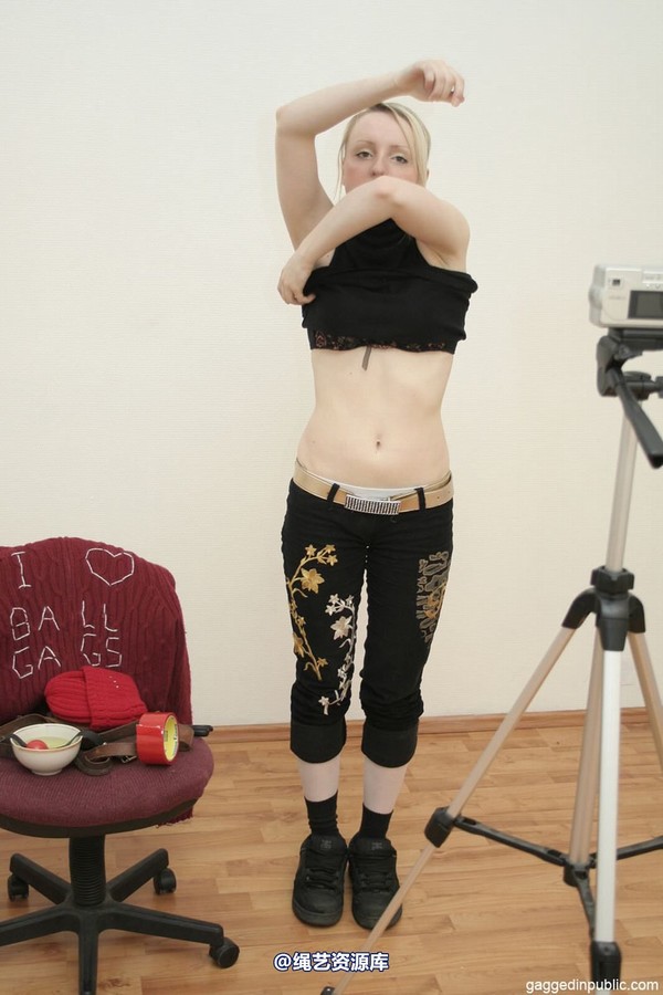 gaggedinpublic - gip002 第 52 张图片