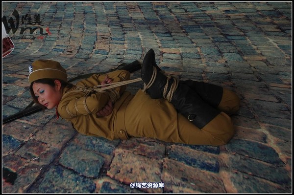 唯美之家 - 08-05-07新模特二 第 82 张图片