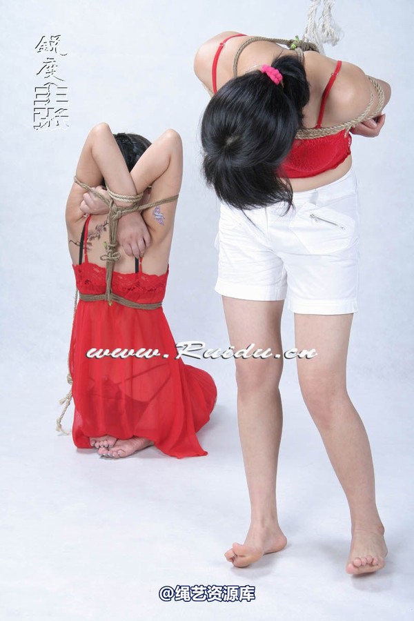 锐度主张 - 婷婷和嫣儿KB悬吊 第 70 张图片