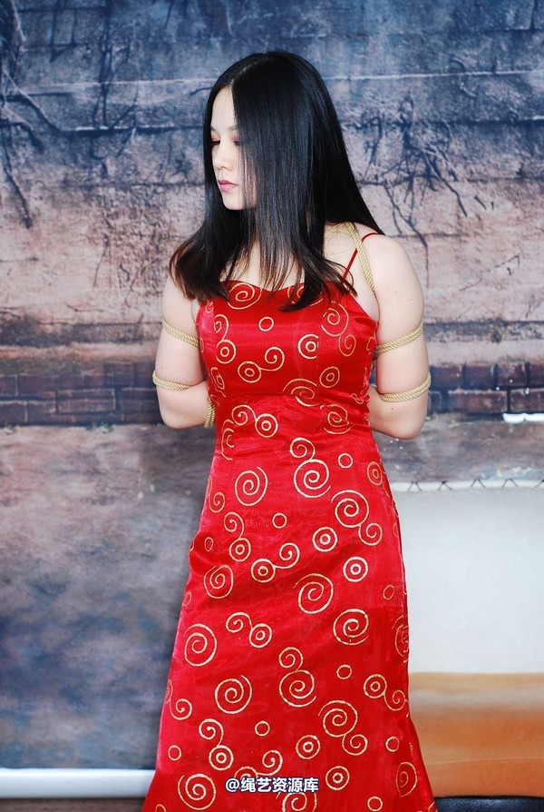 唯美之家 - 新模傲蕾红礼服 第 132 张图片