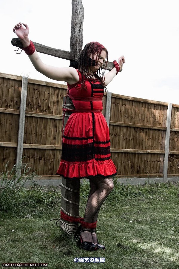 limitedaudience - 2010 beckykat out in the cold 第 32 张图片