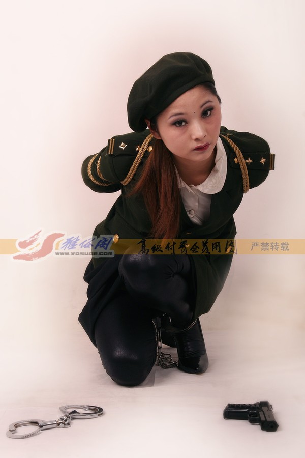 雅俗阁 - 20060422雅思警服(2) 第 27 张图片