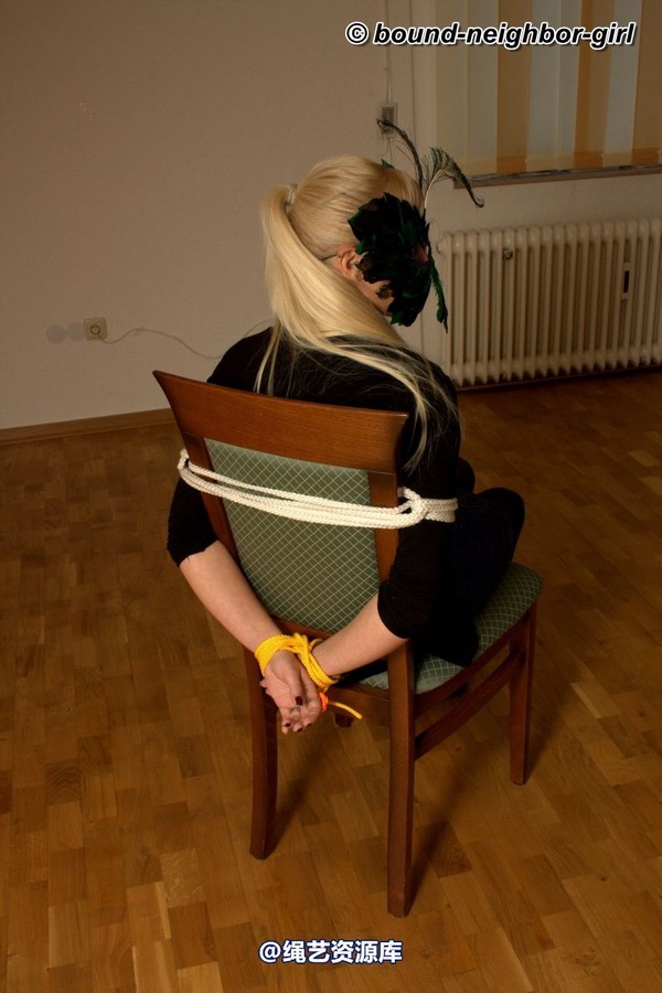 bound-neighbor-girl - Mystery Guest - Office Games 第 37 张图片