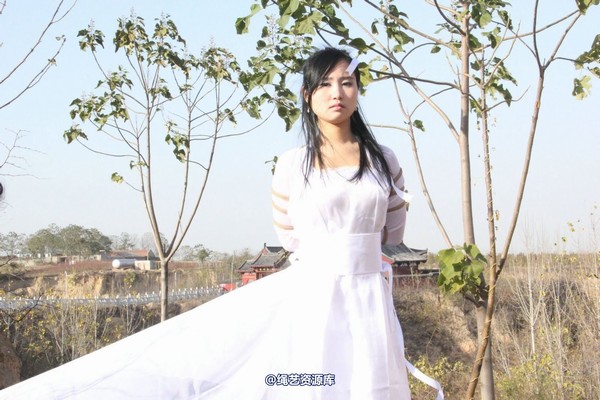 胜景山庄 - 213-侠女被绑 第 35 张图片