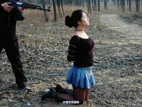 mj影视 - 2013-3-4陈沫踏青 黑丝美女最终的不归路 第 246 张图片