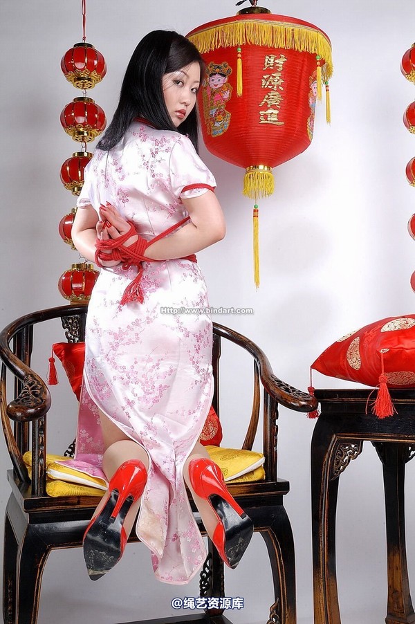 丽柜美束 - 2007-03-02 第 33 张图片