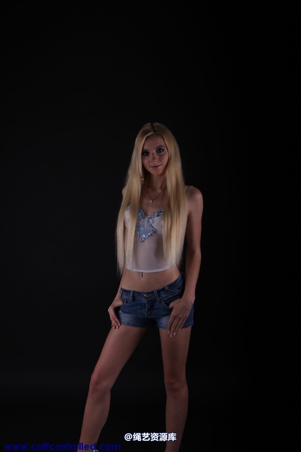 girlsinsteel - Blonde Debi 第 1 张图片