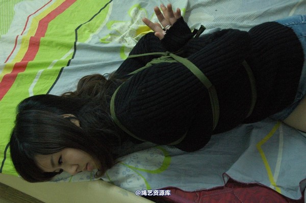 唯美之家 - 晓欣黑毛衣 第 20 张图片
