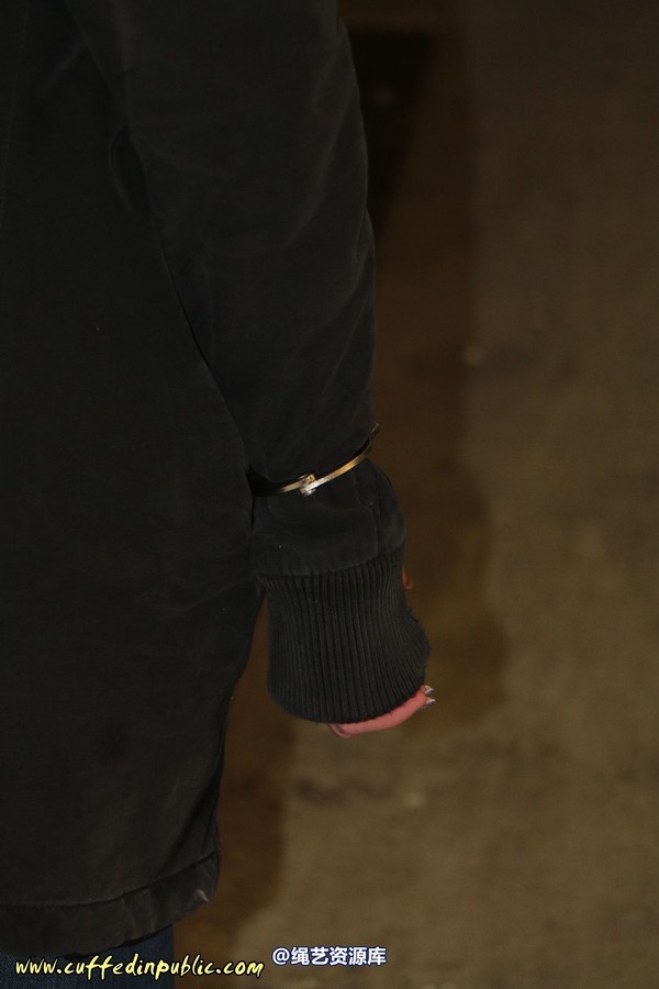 girlsinsteel - High security handcuffs 第 52 张图片