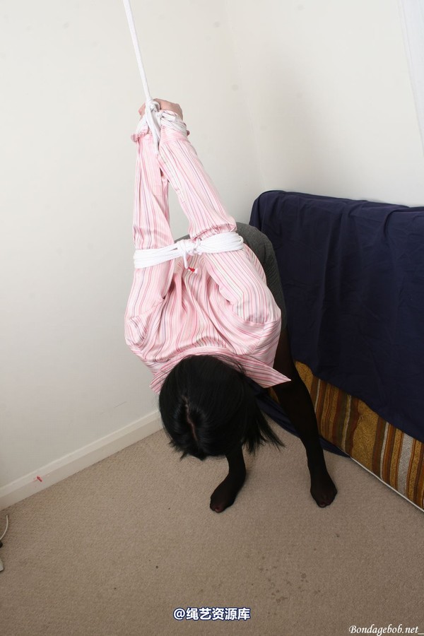 bondagebob - Monica Harris Drooling Strappado 第 66 张图片