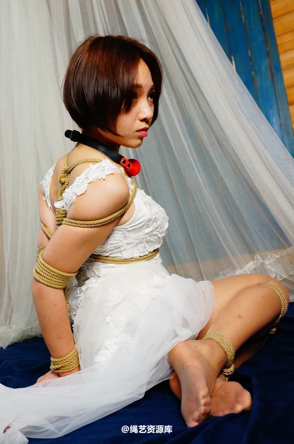 dk13美束馆 - 9.16-小仙儿白婚纱-D130P 第 77 张图片