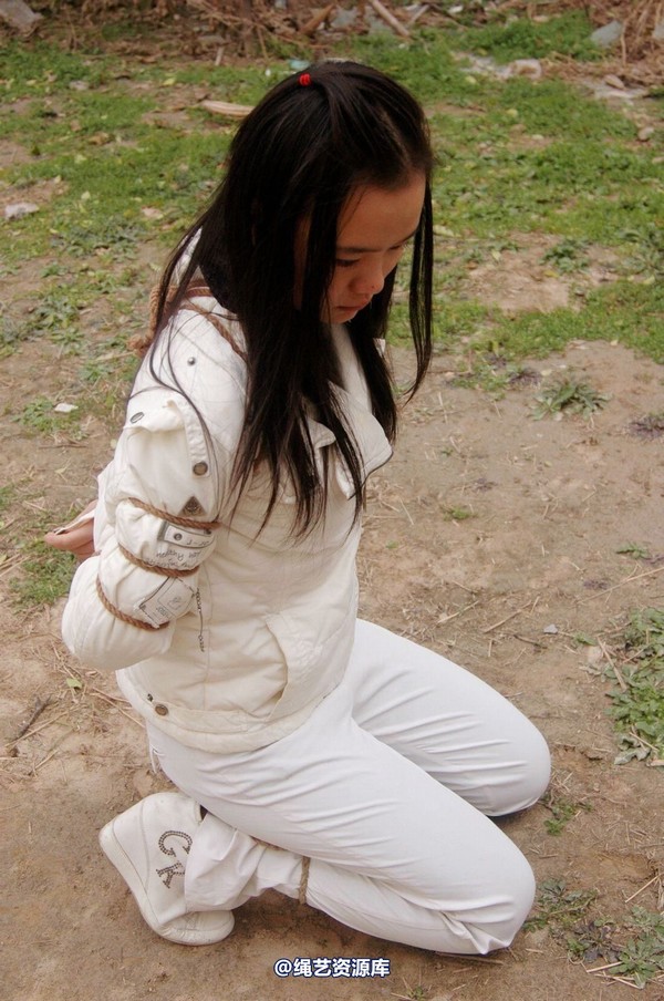 mj影视 - 安娜刑场2013-04-13 第 44 张图片