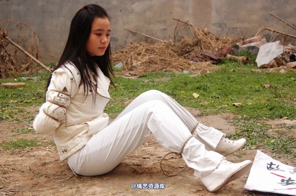 mj影视 - 安娜刑场2013-04-13 第 267 张图片