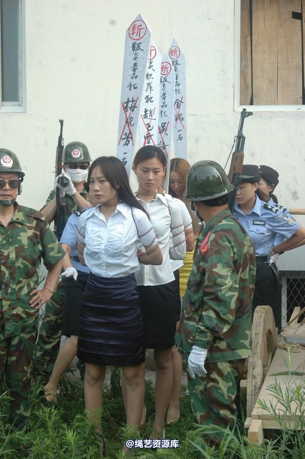 mj影视 - 血的代价执行刑场 失禁战栗2013-08-26 第 24 张图片