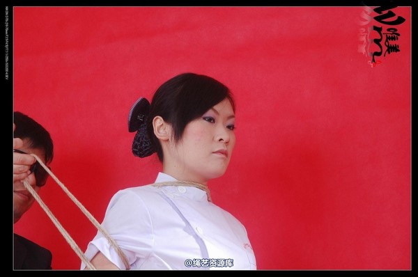 唯美之家 - 20081109琪琪护士装 第 38 张图片