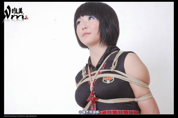 唯美之家 - 08-9-15嘟嘟学生装 第 2 张图片