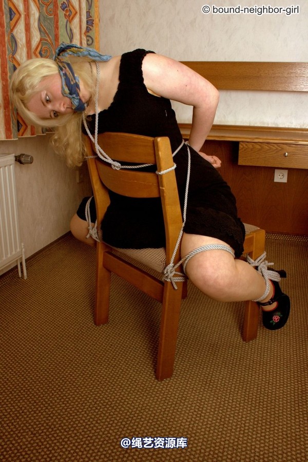 bound-neighbor-girl - Svenja - In Hotel Room tied 2 第 28 张图片