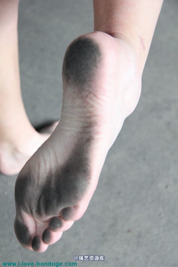 girlsinsteel - Dirty floor 第 114 张图片