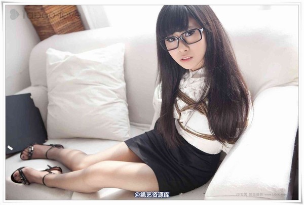 禁忌摄影 - No.083 Yuko 职业女性之气质束缚 第 16 张图片