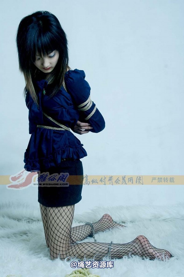 雅俗阁 - 20070404雪儿制服 第 36 张图片