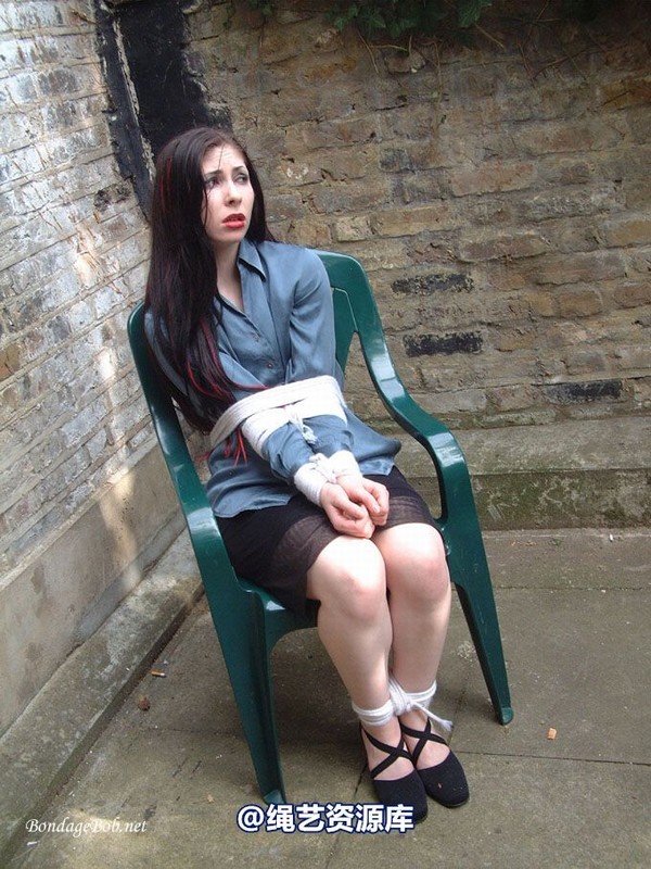 bondagebob - Lydia Lets go outside 第 13 张图片