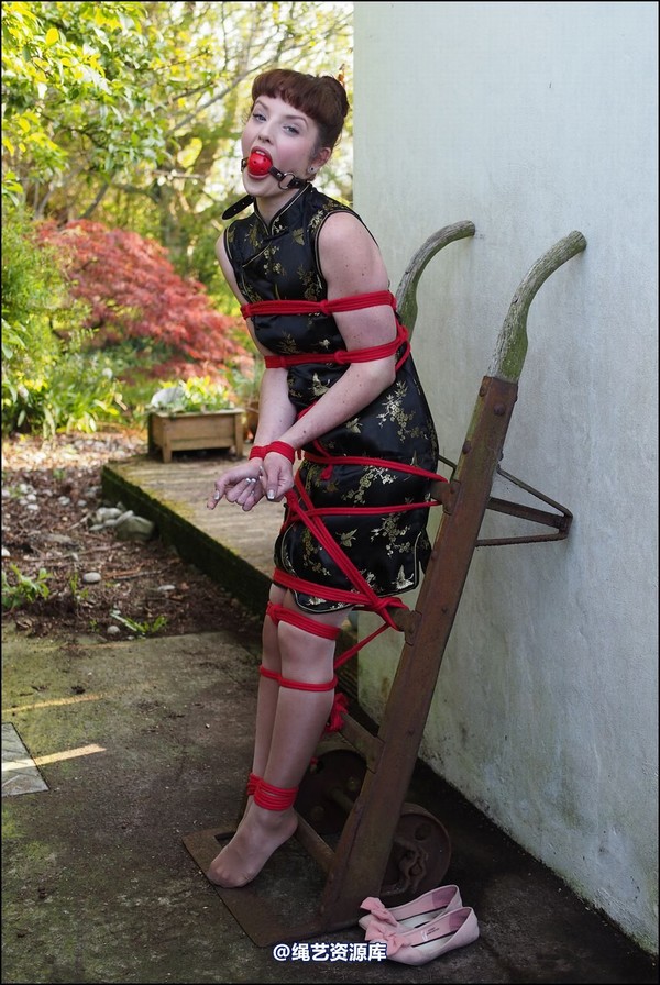 simplytied - RR on her trolly 第 29 张图片