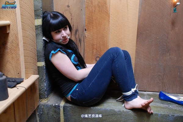 boundhotties - Britney 2 第 35 张图片