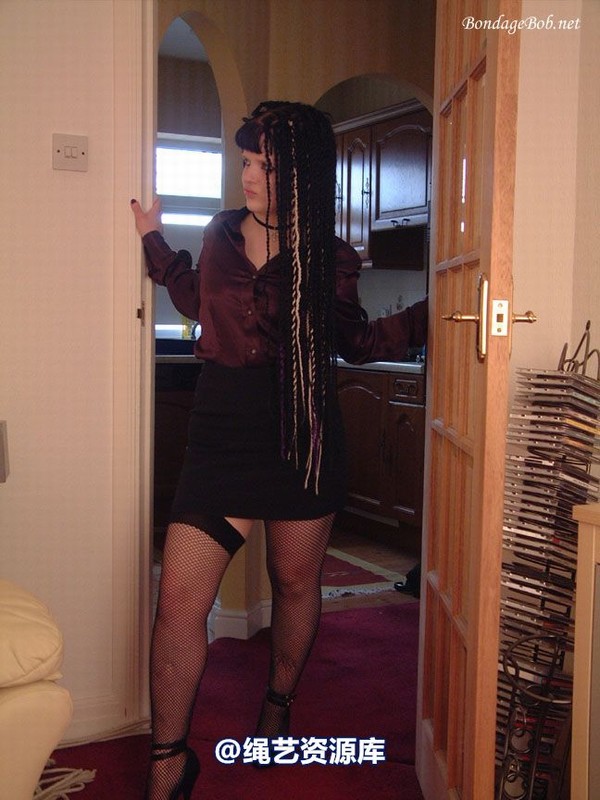 bondagebob - Emma Burgular 第 1 张图片