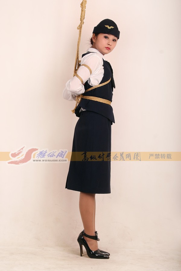 雅俗阁 - 20060404雅思空姐吊绑 第 29 张图片