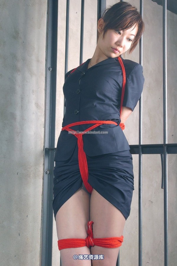 丽柜美束 - 2005-07-05 第 21 张图片