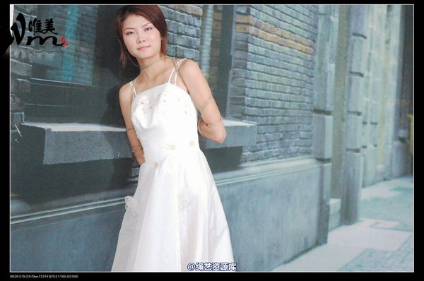唯美之家 - 2008-08-01晓姿堵嘴 第 31 张图片