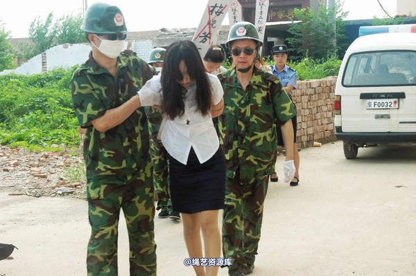 mj影视 - 血的代价刑前押送2013-08-26 第 92 张图片