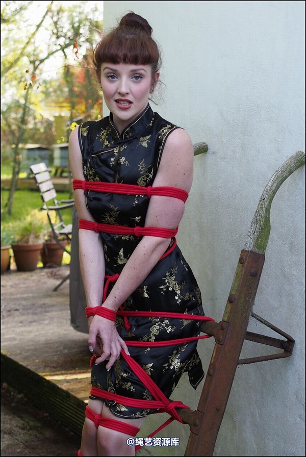 simplytied - RR on her trolly 第 17 张图片