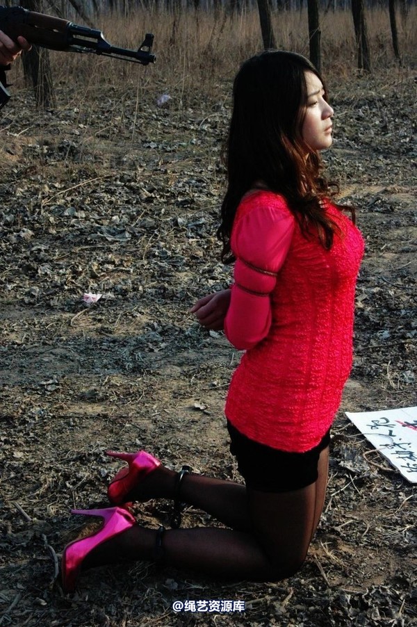 mj影视 - 2013-3-5陈沫踏青 黑丝美女最终的不归路 第 331 张图片