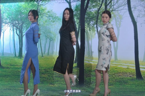 mj影视 - 三大模特争秀1 第 277 张图片
