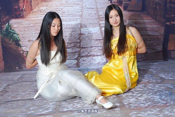 唯美之家 - 明美和雅芙双缚 第 171 张图片