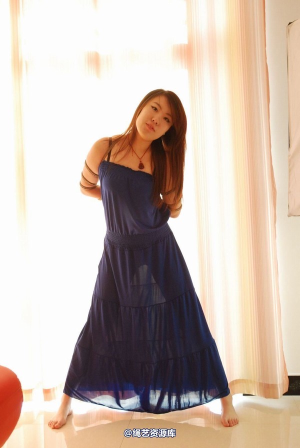 唯美之家 - 新模慕儿-蓝色礼服 第 24 张图片