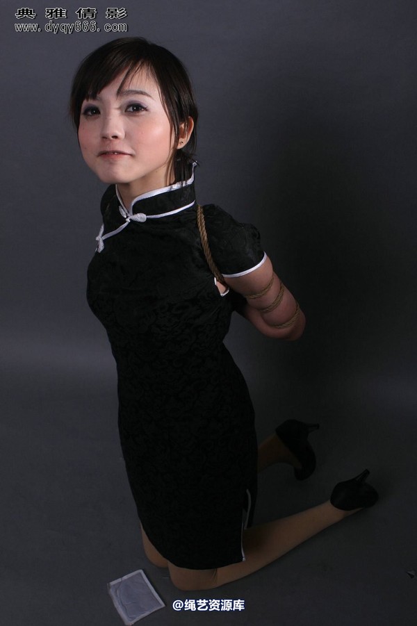 典雅倩影 - 063-美人美人笑可爱，琳花有意解留香 第 30 张图片