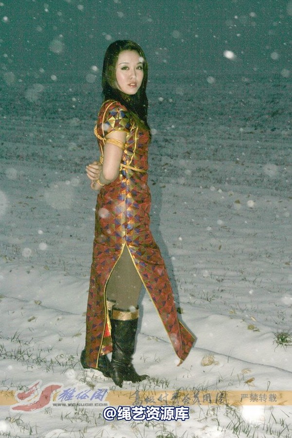 雅俗阁 - 20080408雪中拍雅琳雪儿 第 2 张图片