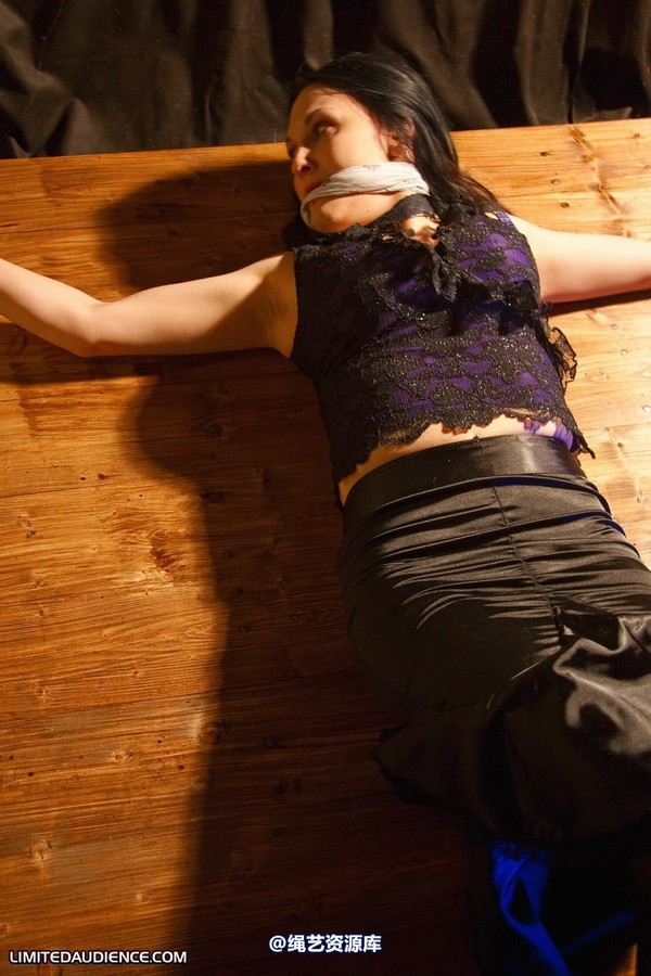 limitedaudience - 2010 elyssia helpless after all 2 第 16 张图片