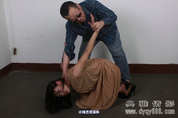 典雅倩影 - 297-清秋惨遭反扭 第 76 张图片
