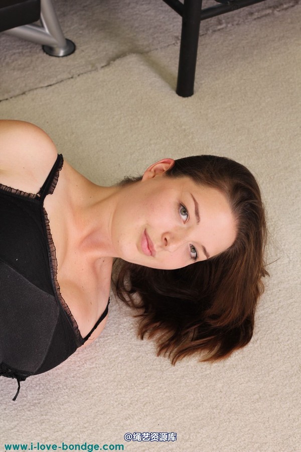 girlsinsteel - Cuffed and hogtied 第 44 张图片