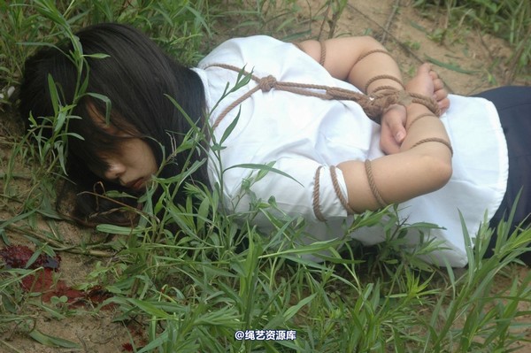 mj影视 - 血的代价执行刑场 失禁战栗2013-08-26 第 59 张图片