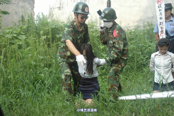 mj影视 - 血的代价执行刑场 失禁战栗2013-08-26 第 194 张图片